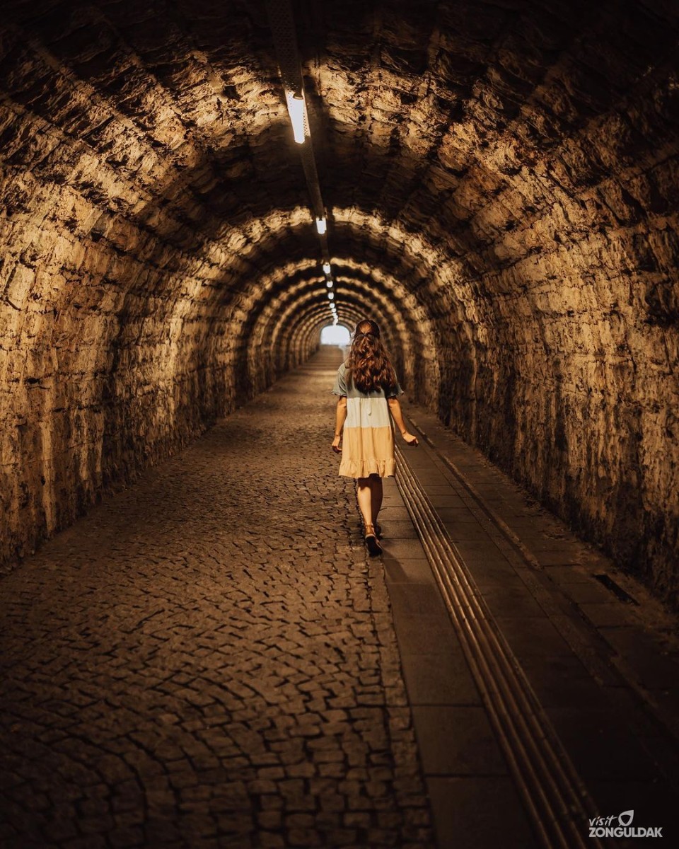 Varagel Tüneli (Fener Tünelleri)